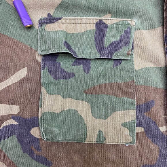 Vintage US ARMY Combat BDU Woodland Camo Field Jacket Shirt Ironside Patches - Picture 13 of 16